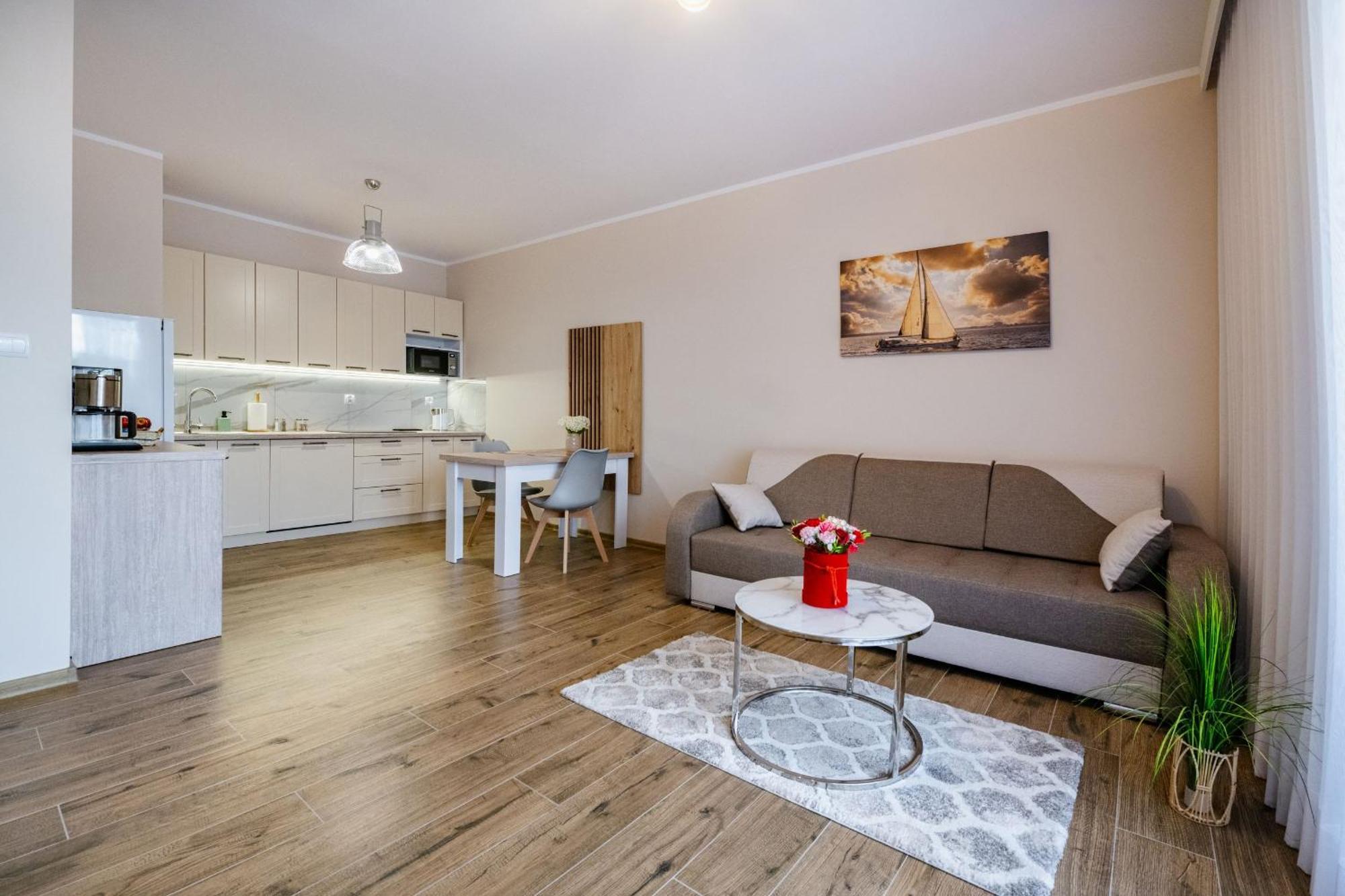 Apartamenty Ilawa - Osiedle Natura エクステリア 写真