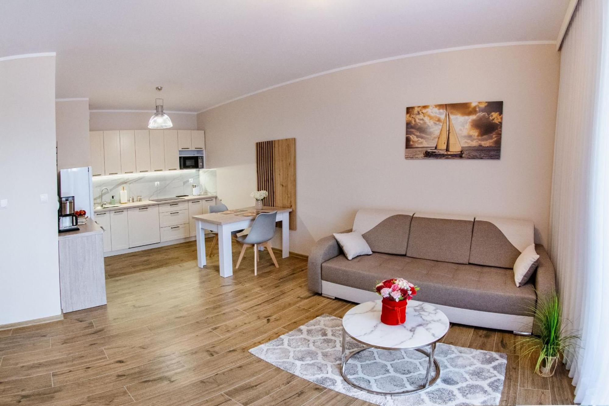Apartamenty Ilawa - Osiedle Natura エクステリア 写真